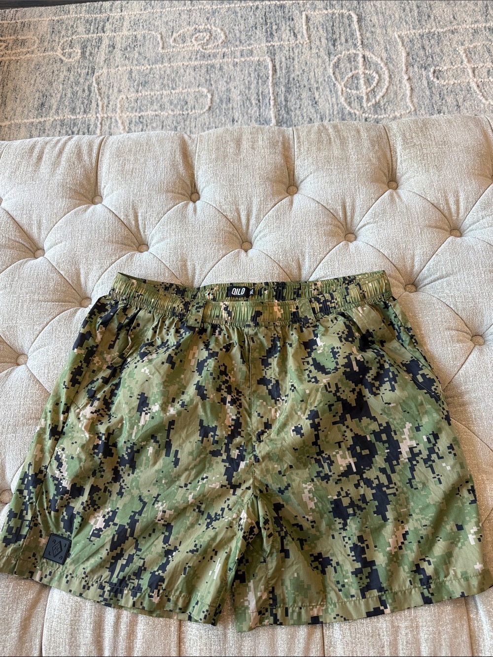 Qilo Men’s XL limited edition Irregulars 1985 Green Digital Camo Swim Trunks